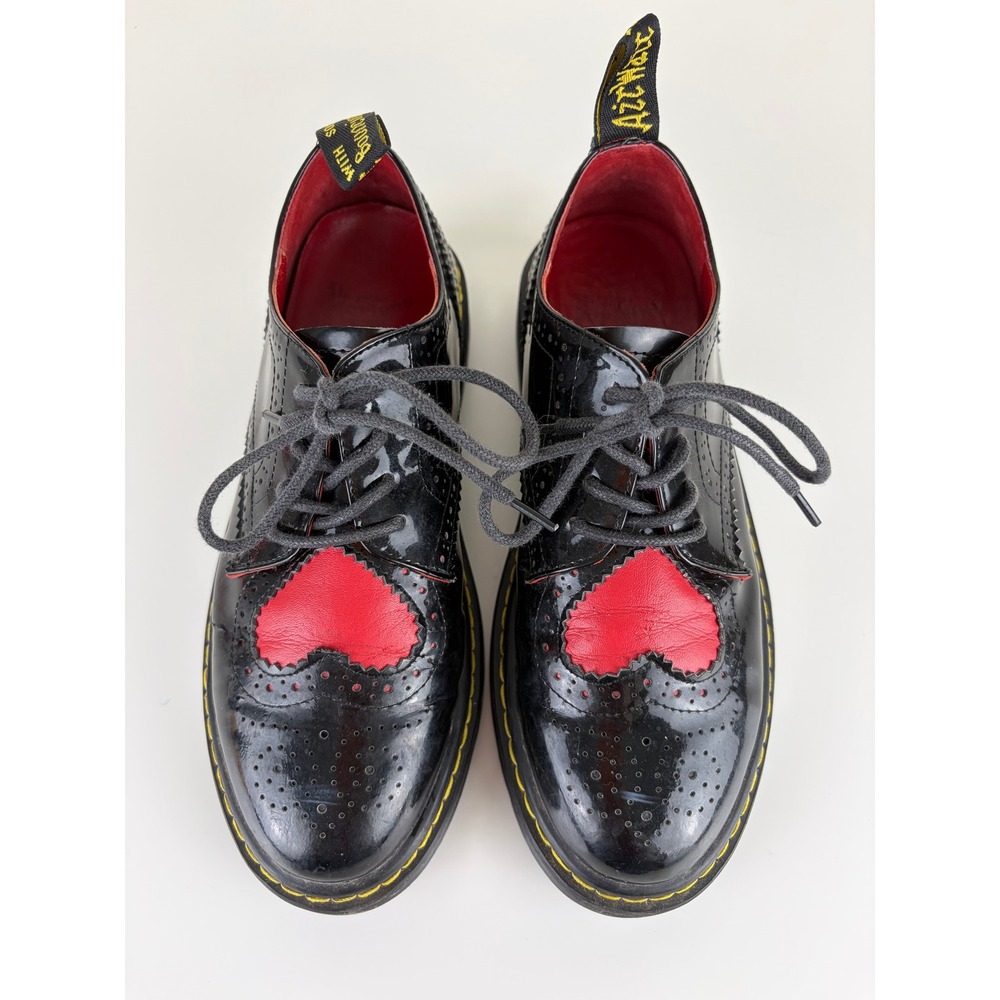 Dr. Martens Joyce Heart Black Red Leather Brogue Oxford Shoes Women's 6.5